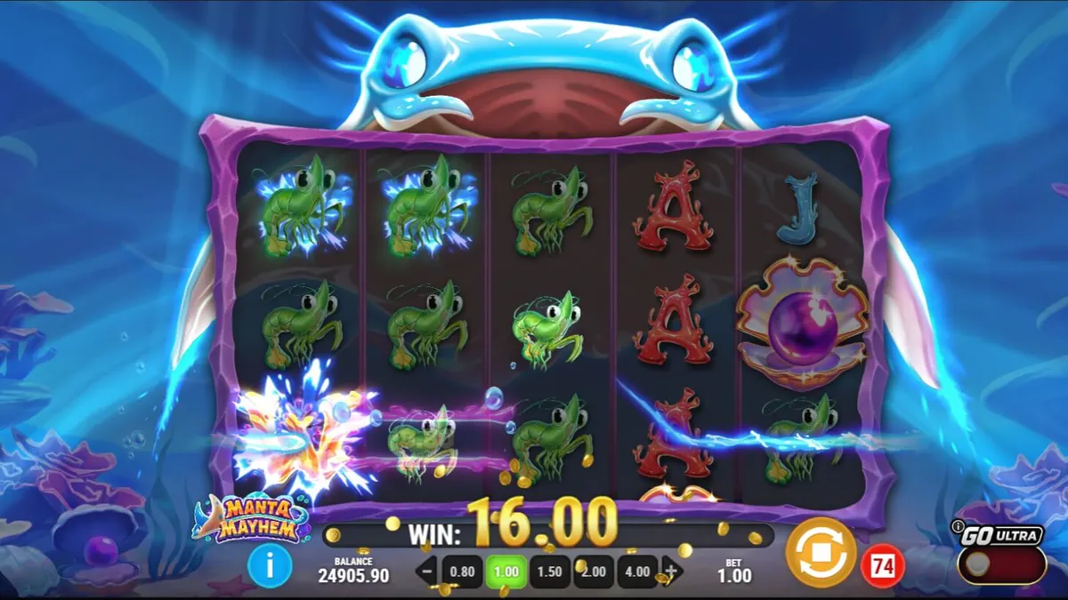 Visual penuh warna dari slot Manta Mayhem dengan latar belakang terumbu karang dan manta ray yang ramah.